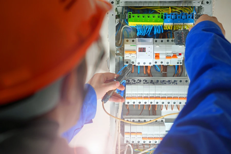 What To Expect During A Home Electrical Installation Service in Chattanooga, TN